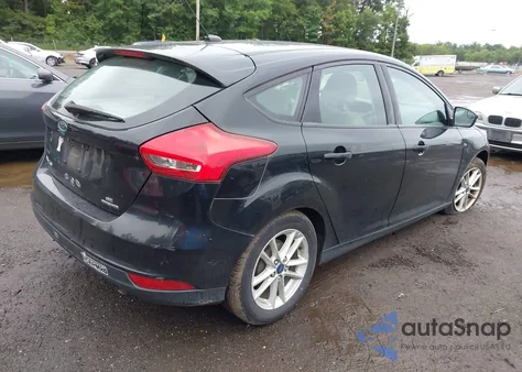 2016 Ford Focus Se z USA, uszkodzony, nr VIN 1FADP3K27GL357168